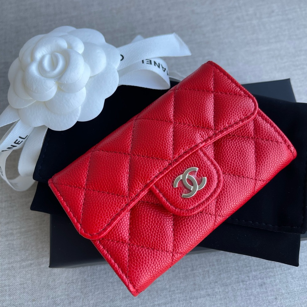 BNIB Chanel 22K Red Caviar Card Holder